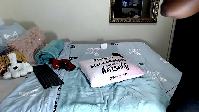 FitSelina66's Live XXX Chat