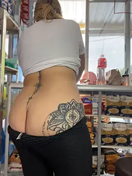sammyqueenx21 live XXX chat