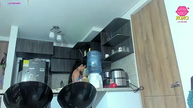 Bessie32 Live XXX-chat
