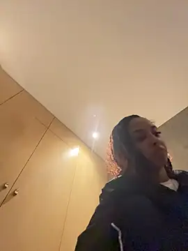 Your_Paris – Naživo XXX chat