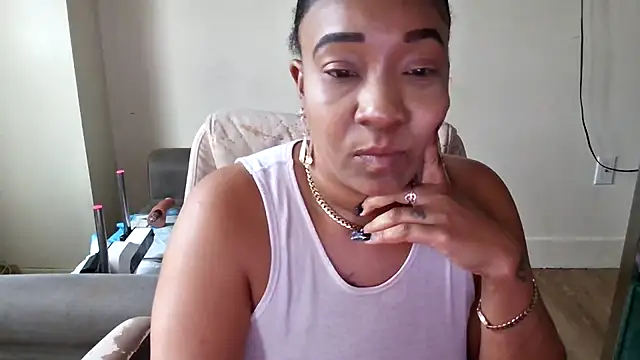mzpretty444's Live XXX Chat