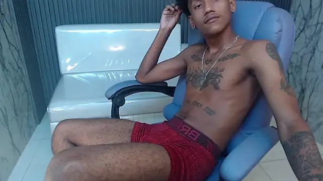 ManSant Chat XXX live