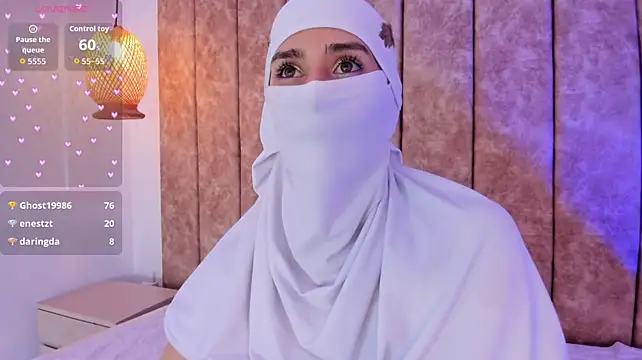 rawiya élő XXX-chatje
