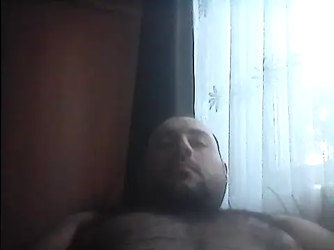 StrictBobby élő XXX-chatje