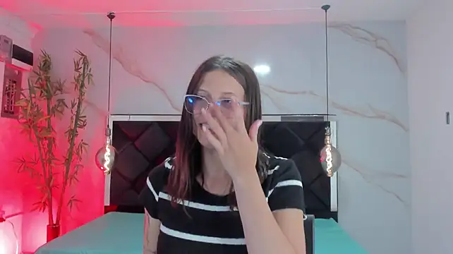 Živý XXX chat AngelaaCute_