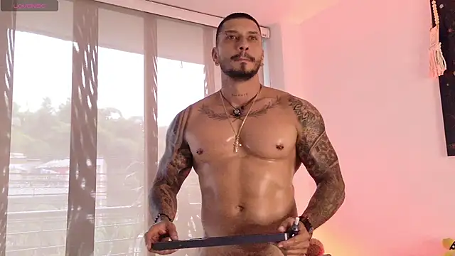 Chat +18 de Seth_Vegaa ao vivo
