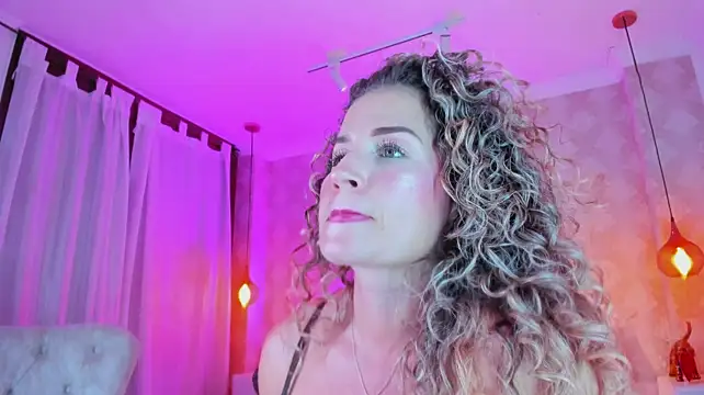 Shantall__ Chat XXX in diretta