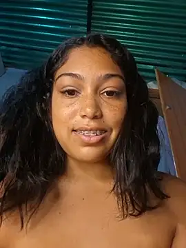 Putaalexa Adlı Modelin Canlı XXX Sohbeti