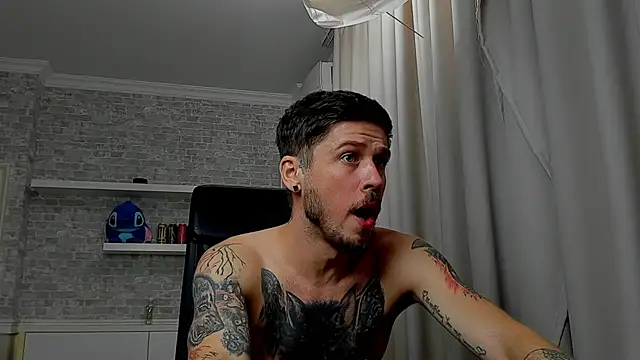 JonahShaw 라이브 XXX 채팅