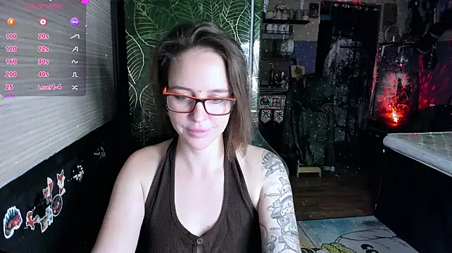 XXX chat uživo modela LisaFoxy_y