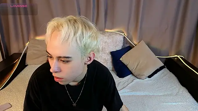 Yan_Cat live XXX chat