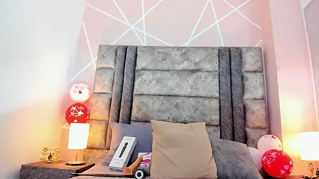 Chat XXX ao vivo de Nahomy-hott