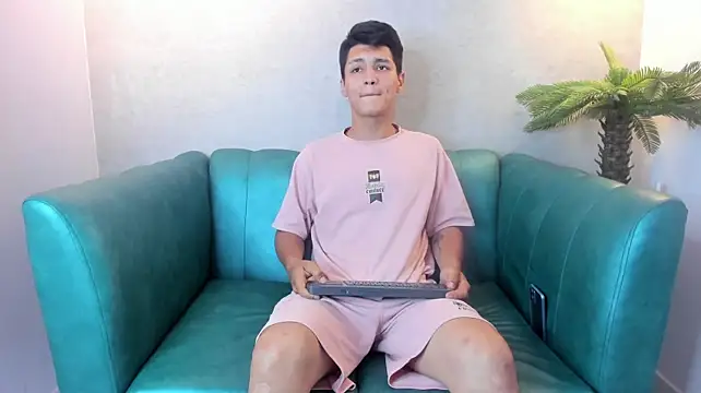 Julian_Fiire Webcamshow
