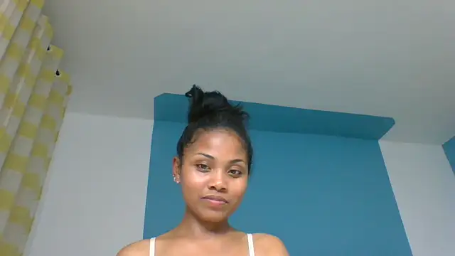 naya86's Live XXX Chat