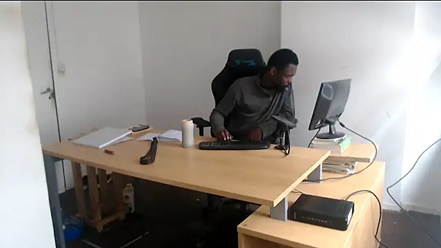 Mastertopdomen Live XXX chat