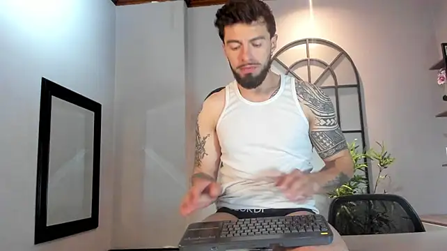 Liam_ashfordのライブXXXチャット