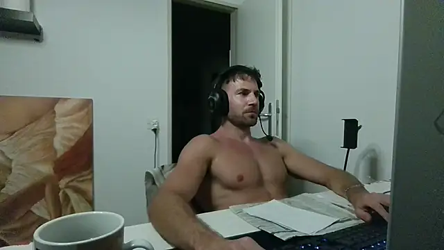 alpha-hunk Live XXX-chat