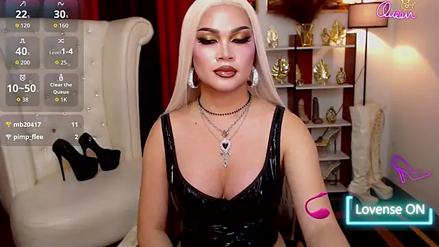 PrettyCockAthena 即時 XXX 聊天