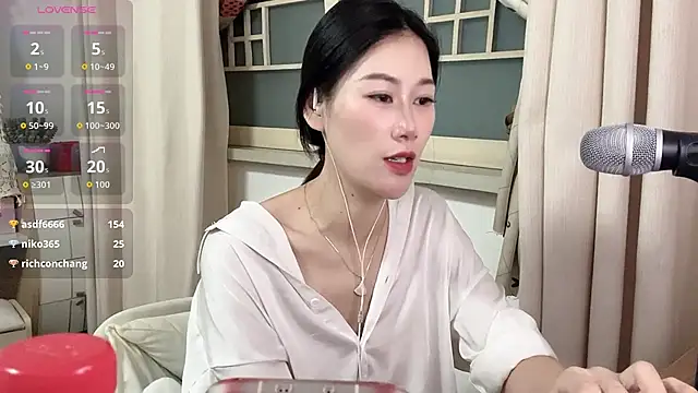 MuMu_20's Live XXX Chat