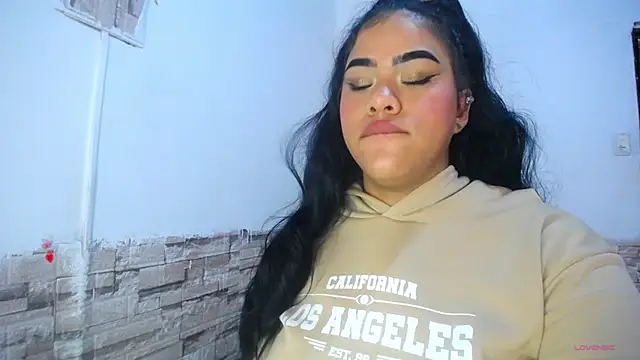 Bicky_25 Live XXX-Chat