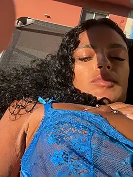 Latinamix Live XXX Chat