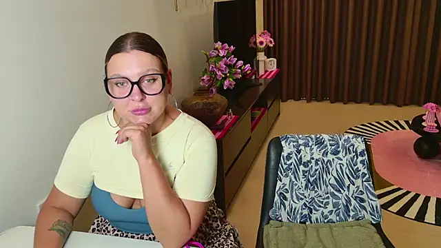XXX chat uživo modela Sandra_Eva