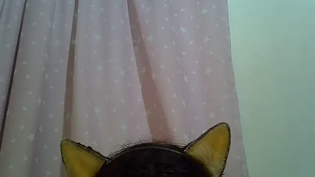 SkinnyKitten's Live XXX Chat