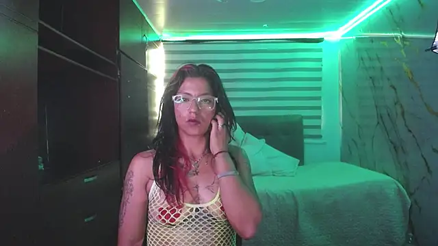 SamathaMay Chat XXX live