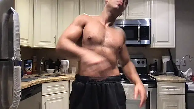 Онлайн чат XXX BigGuyMuscle