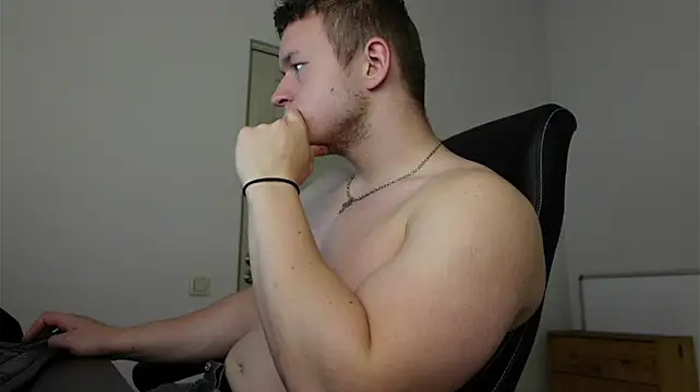 Richard_Dullas – Naživo XXX chat