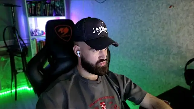 Онлайн чат XXX _Serious_Man