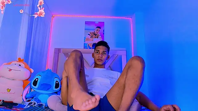 dilan_alfonzo élő XXX-chatje