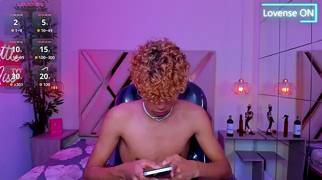 Anyelo_Twink Live XXX-chat