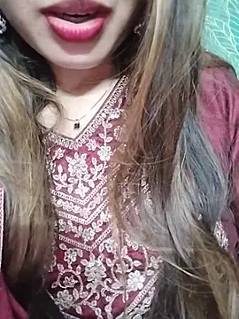 Živý XXX chat Noor_Darliing