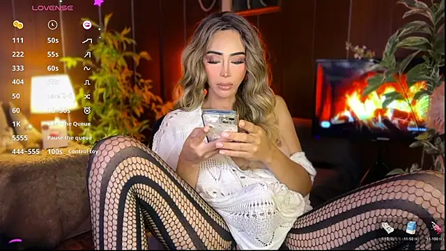Miss-Victoria69 লাইভ XXX চ্যাট
