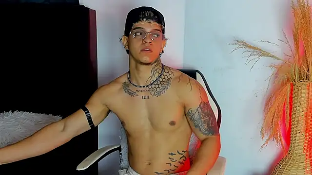 Noah__Browm Live XXX-chat