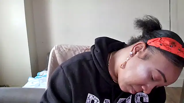 Chat XXX en directo de mzpretty444