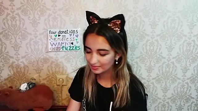 AminaGirls 即時 XXX 聊天
