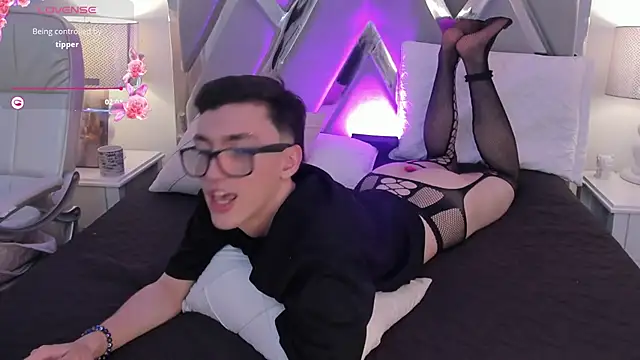Chat +18 de GaelDuke ao vivo