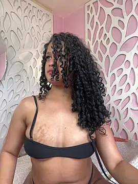 VelaskaJonesskm's Live XXX Chat
