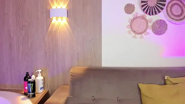 AliiceWonderland_'s Live XXX Chat