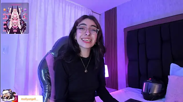 Molly_A Live XXX-chat