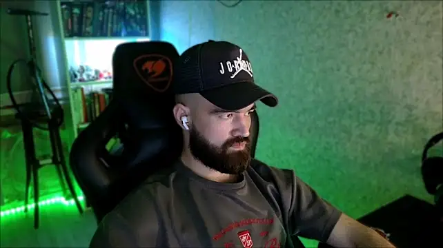Chat XXX en directo de _Serious_Man
