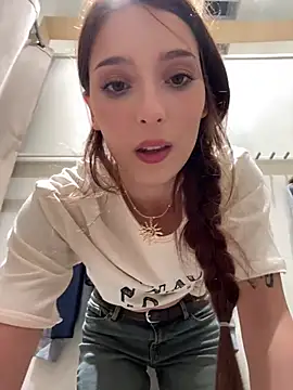 צ'אט XXX בשידור חי של LilluKatten
