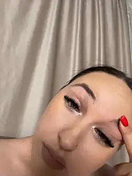 XXX chat uživo modela Lucy_doll22