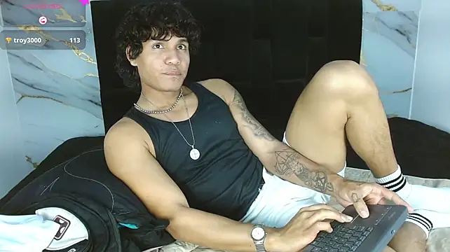MaximilianRoth Live XXX Chat