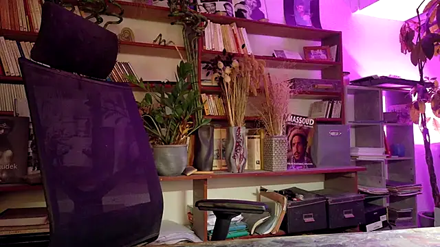 yvanbonar live XXX chat