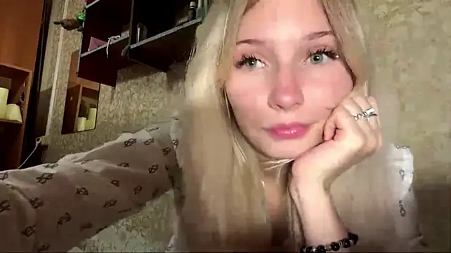 LynnMontiel – Live XXX-chat