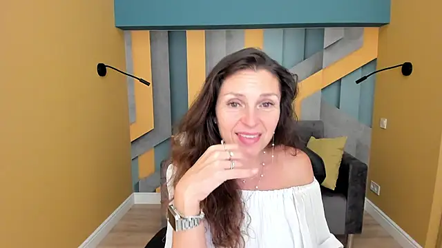 EllaLong live XXX chat