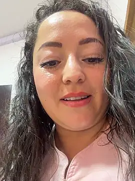 Nails_Lucia Live XXX Chat